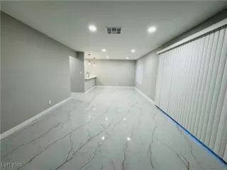 Photo #2: 2665767 Listing 