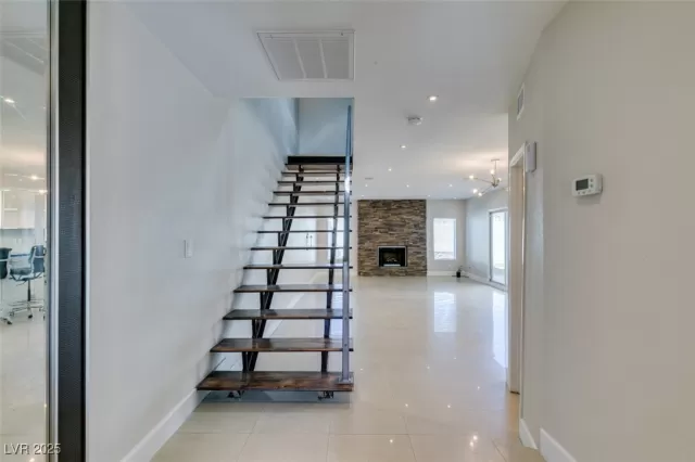 MLS: 2665808 Condo For Sale