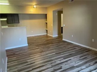 Photo #3: 2665826 Listing 