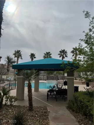 Photo #2: 2665859 Listing 