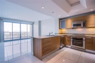 Photo #6: 2665873 Listing 