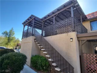 Photo #3: 2665884 Listing 