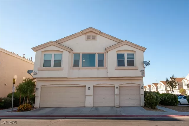 MLS: 2665886 Condo For Sale