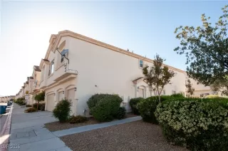 Photo #1: 2665886 Listing