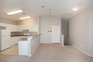 Photo #4: 2665886 Listing