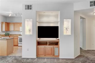 Photo #6: 2665894 Listing