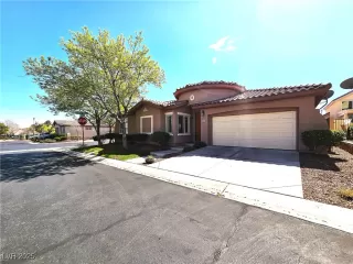 Photo #1: 2665927 Listing