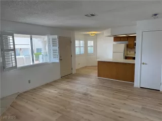 Photo #1: 2665931 Listing 