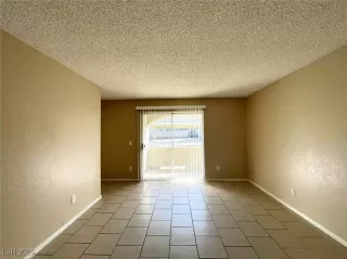 Photo #2: 2665965 Listing 