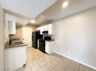 Photo #4: 2665965 Listing 