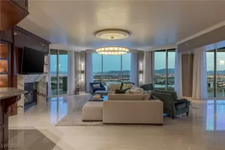 Photo #2: 2665967 Listing 