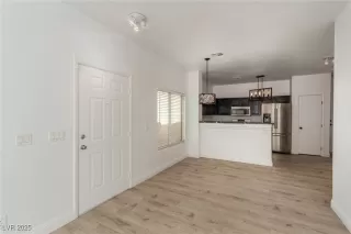 Photo #1: 2665971 Listing 