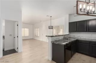 Photo #6: 2665971 Listing 