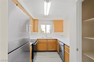 Photo #5: 2666009 Listing 