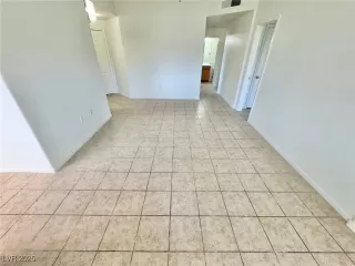 Photo #5: 2666014 Listing 