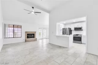 Photo #2: 2666022 Listing 
