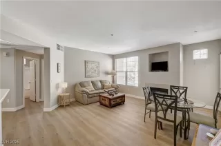 Photo #5: 2666044 Listing 