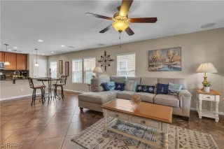 Photo #2: 2666067 Listing 