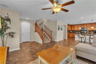 Photo #5: 2666067 Listing 