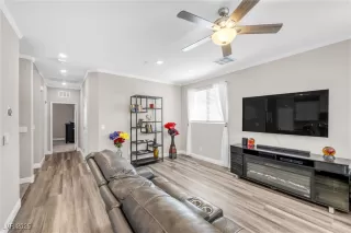 Photo #6: 2666076 Listing