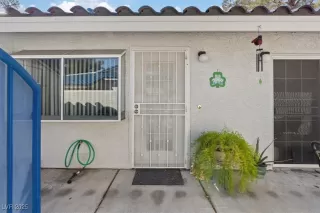 Photo #2: 2666084 Listing