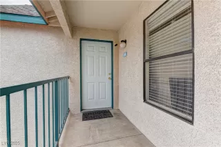 Photo #3: 2666111 Listing