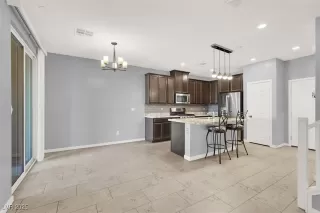 Photo #3: 2666114 Listing 