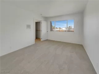 Photo #2: 2666163 Listing