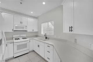 Photo #6: 2666203 Listing