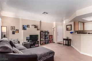 Photo #3: 2666206 Listing 