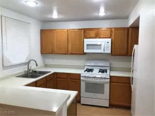 Photo #2: 2666255 Listing 