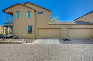 Photo #2: 2666275 Listing