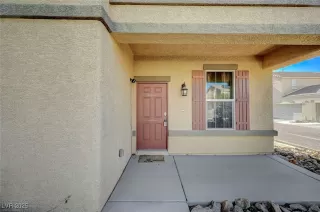 Photo #3: 2666275 Listing