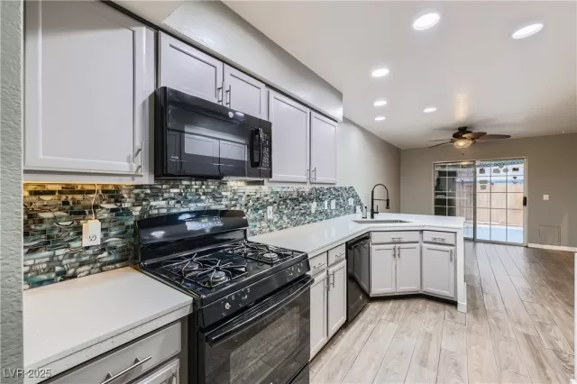 MLS: 2666297 Condo For Sale