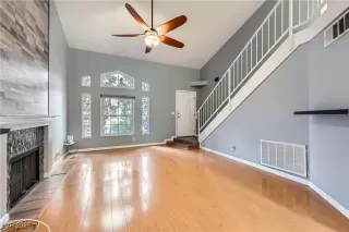 Photo #5: 2666297 Listing