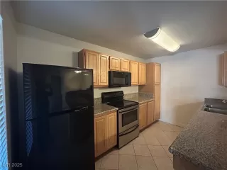 Photo #2: 2666308 Listing 