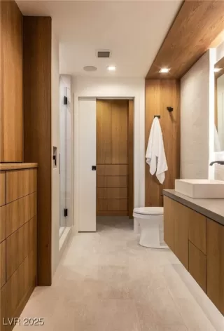 Photo #6: 2666334 Listing