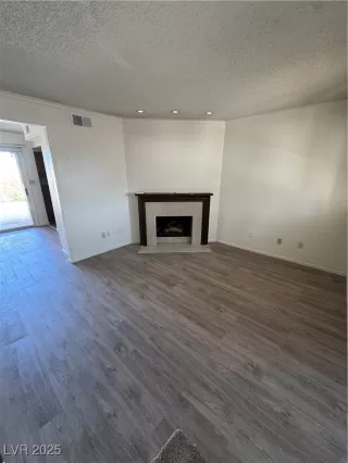 Photo #1: 2666346 Listing 