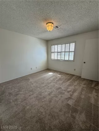 Photo #6: 2666346 Listing 