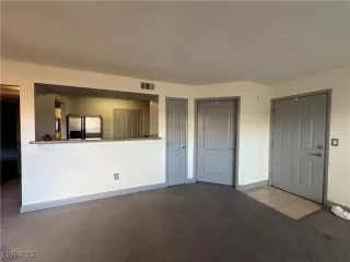 Photo #3: 2666385 Listing 