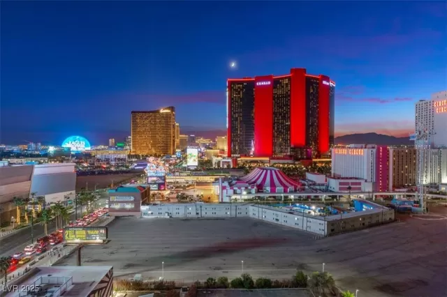 MLS: 2666411 Condo For Sale