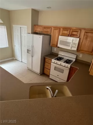 Photo #1: 2666417 Listing 