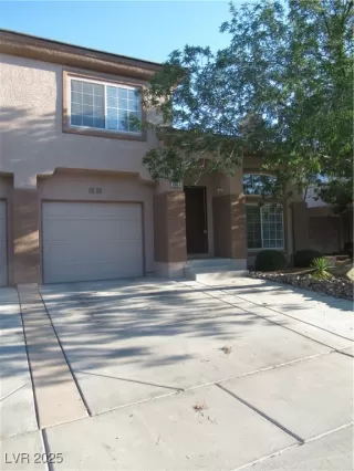 Photo #2: 2666435 Listing 