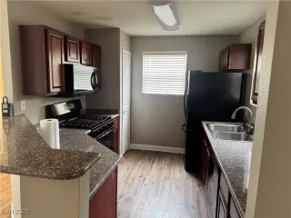 Photo #5: 2666437 Listing 