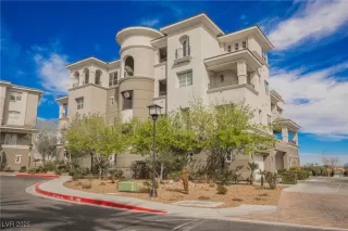 Photo #2: 2666457 Listing 