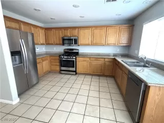 Photo #2: 2666467 Listing 