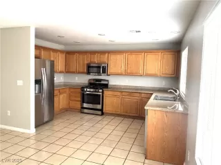 Photo #3: 2666467 Listing 