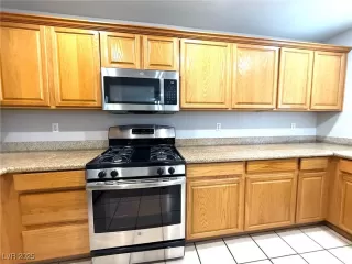 Photo #4: 2666467 Listing 