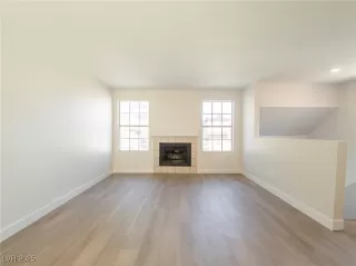 Photo #5: 2666468 Listing