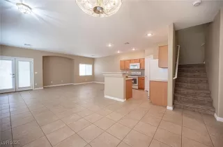 Photo #4: 2666471 Listing